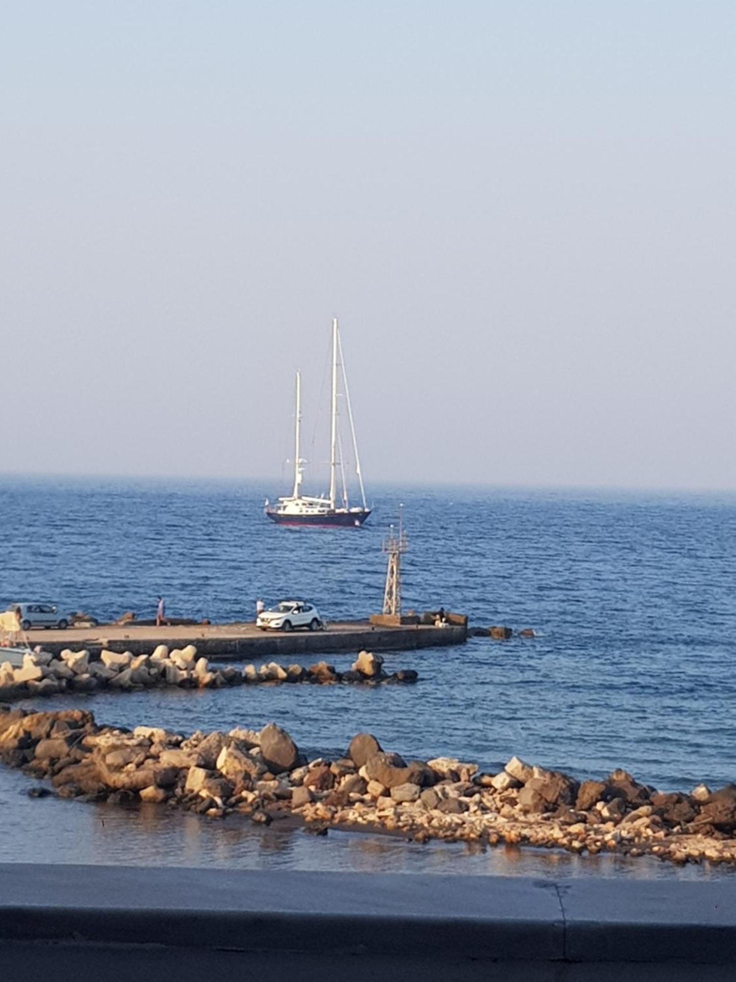 Rodothea And Adams On The Beach, Santorini Monolithos  Bagian luar foto